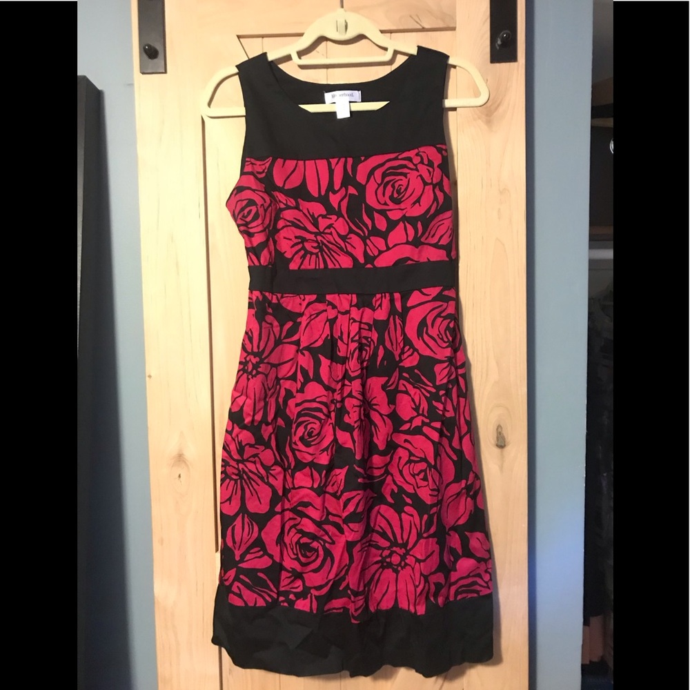 Motherhood Maternity tie back dress
